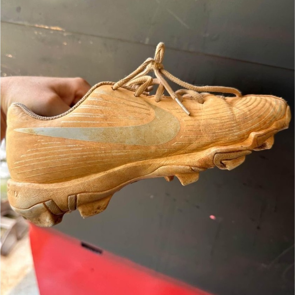 Cleats nike